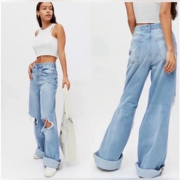 BDG Urban Outfitters Denim - BDG Urban Outfitters Skater Baggy Jeans Light Wash Distressed Wide Leg 26 Womens